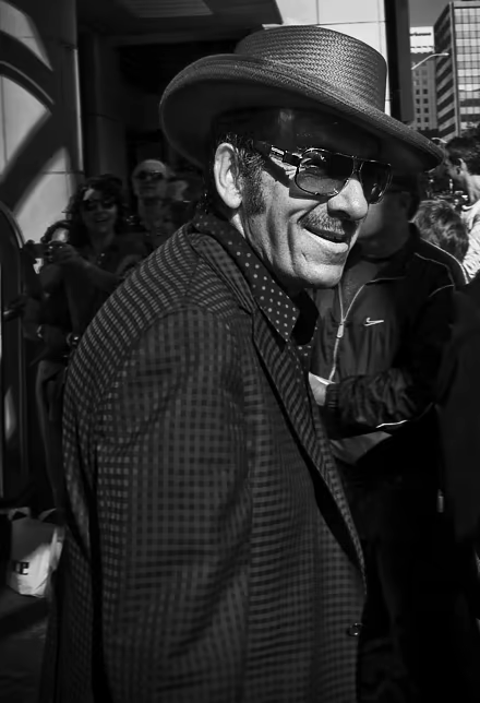 Elvis Costello torjuu Pink Floydin musiikin: yhtye on hänen mielestään ankea